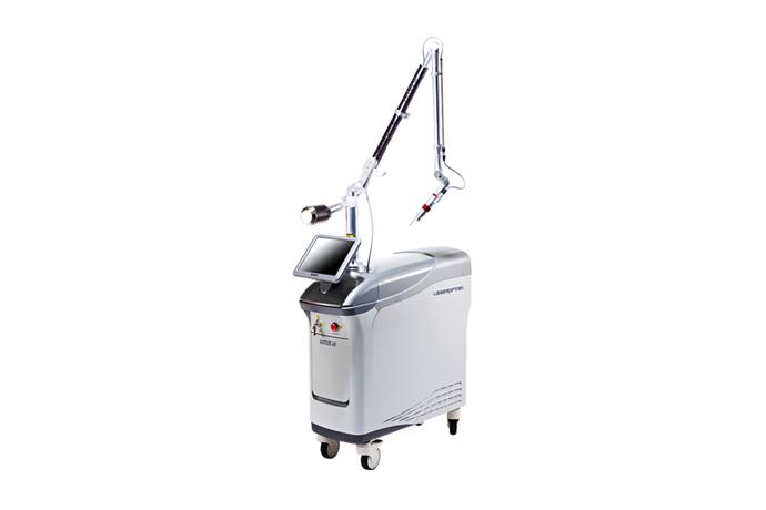 Fractional Erbium Yag Laser-Laseroptek-Lotus III